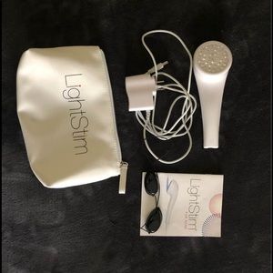 Lightstim for acne